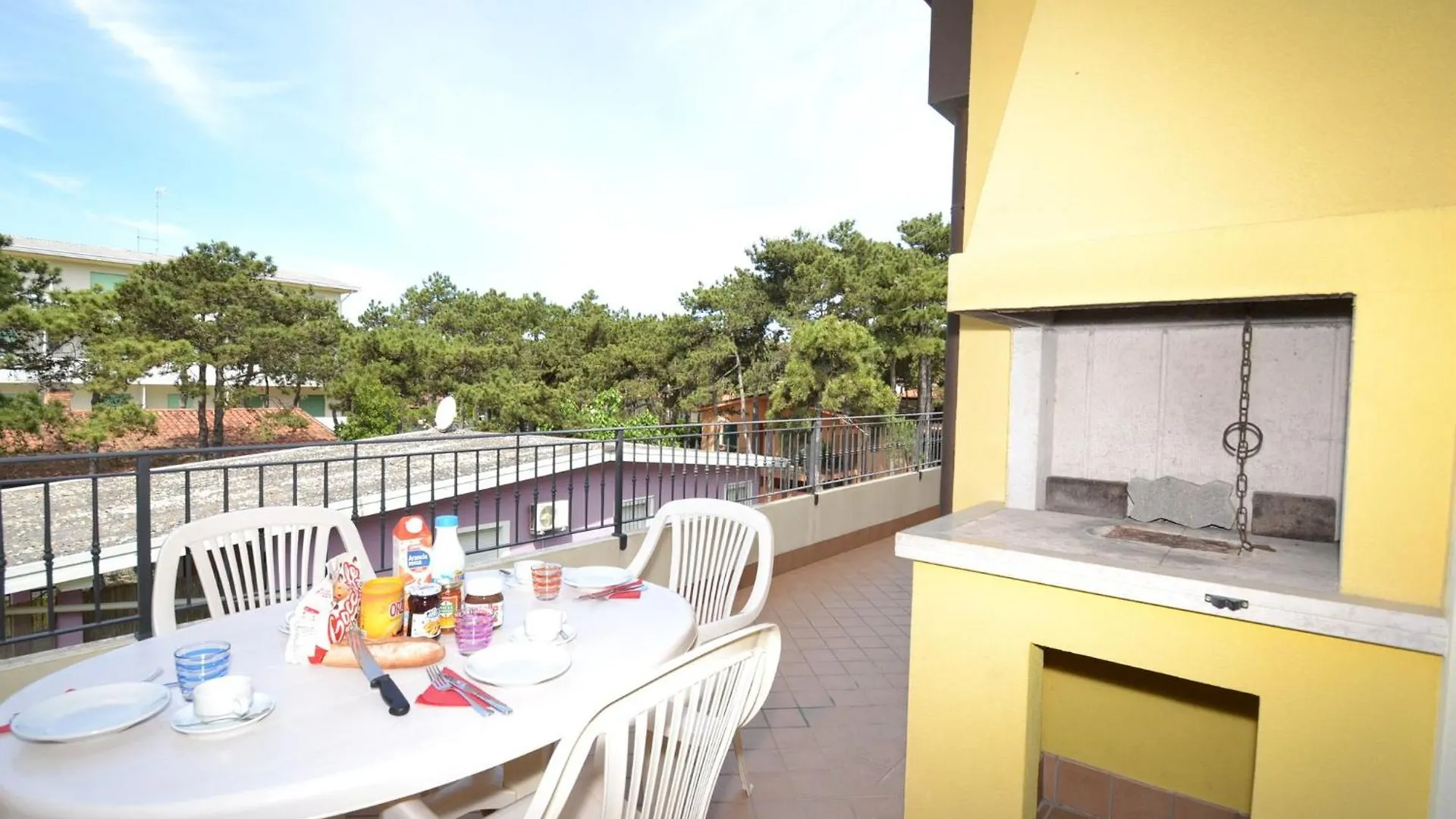 Seaside Comfort Flat With Modern Amenities Bibione